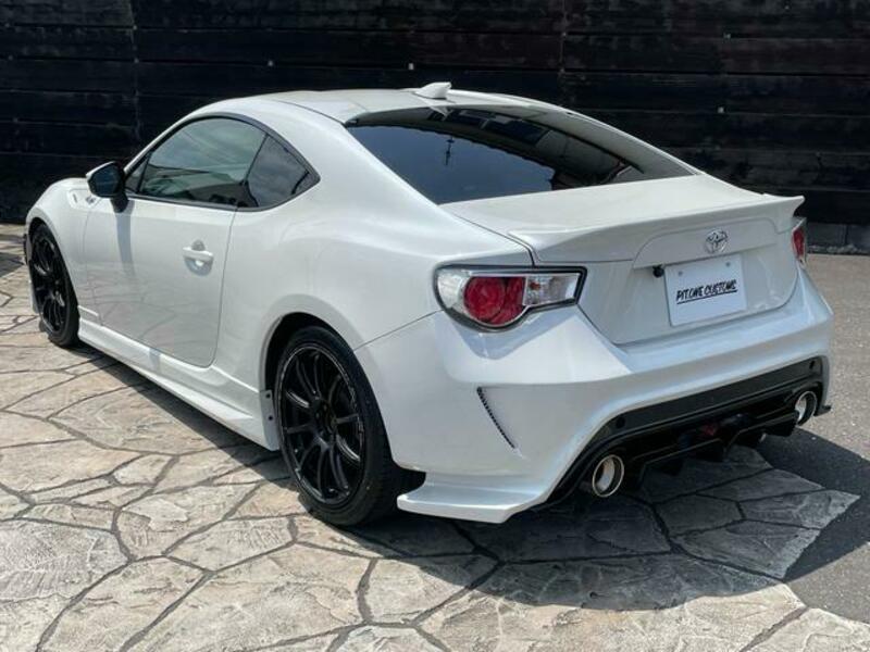 86