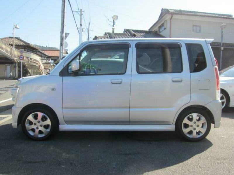 WAGON R