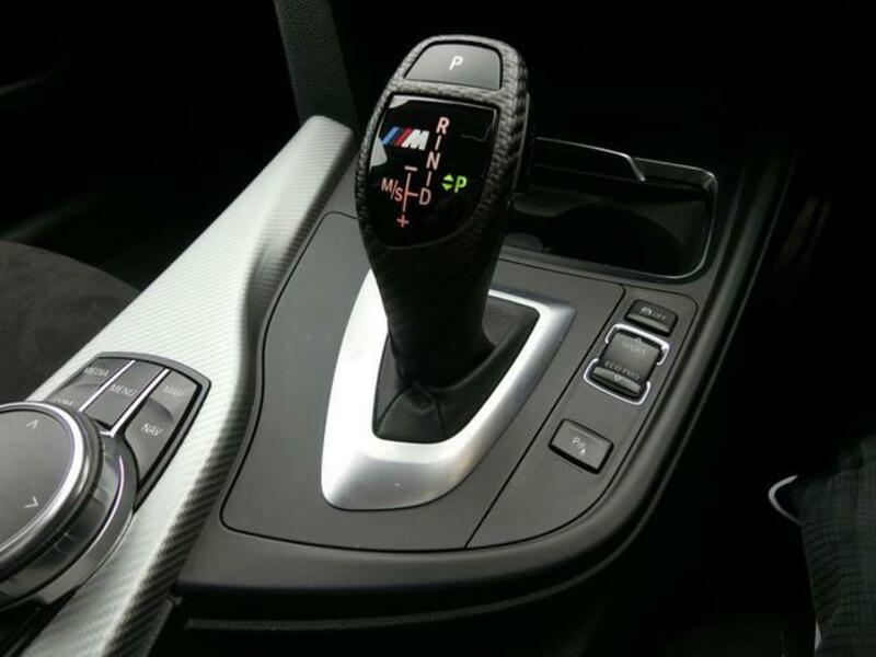4 SERIES