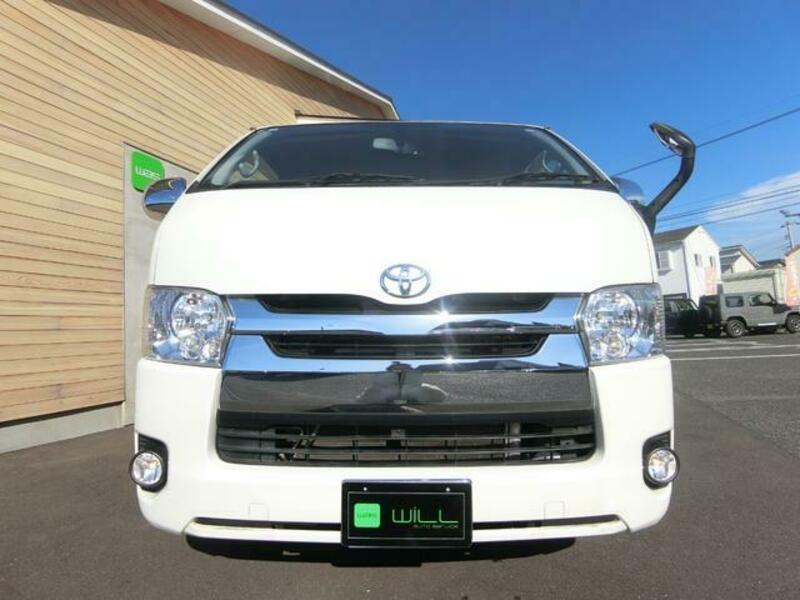 HIACE VAN