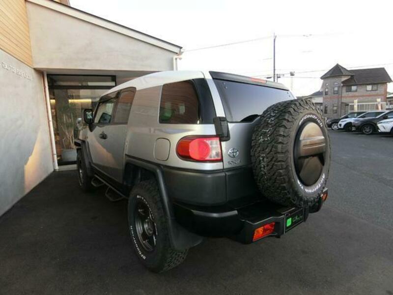 FJ CRUISER