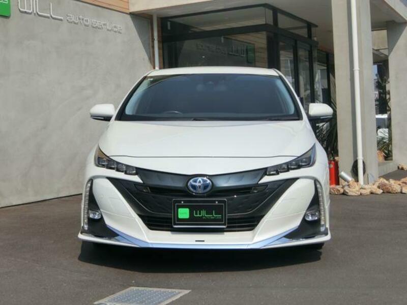 PRIUS PHV