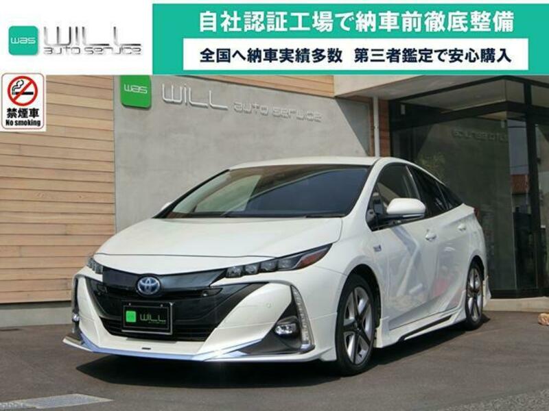 TOYOTA PRIUS PHV