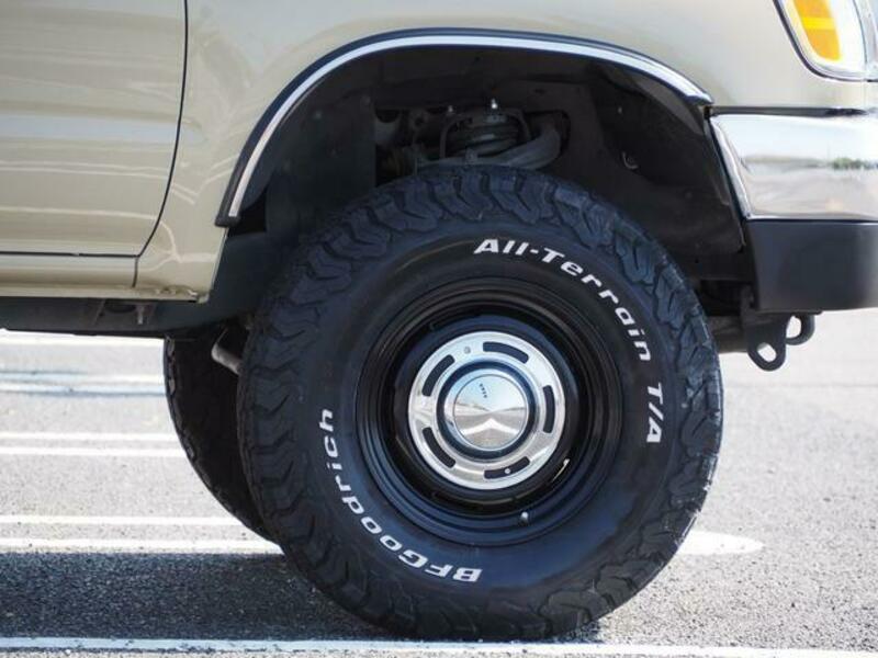 HILUX SURF