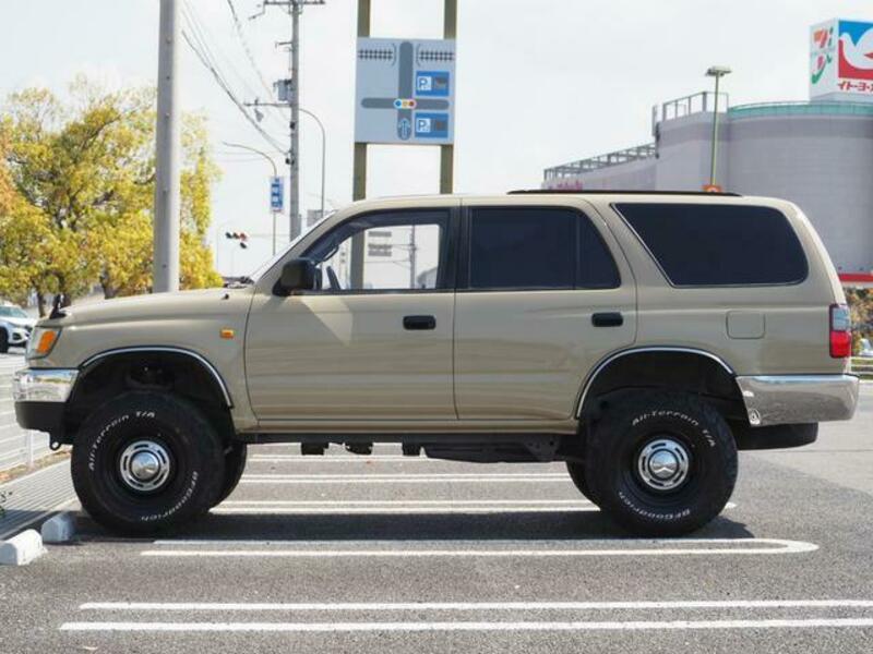 HILUX SURF