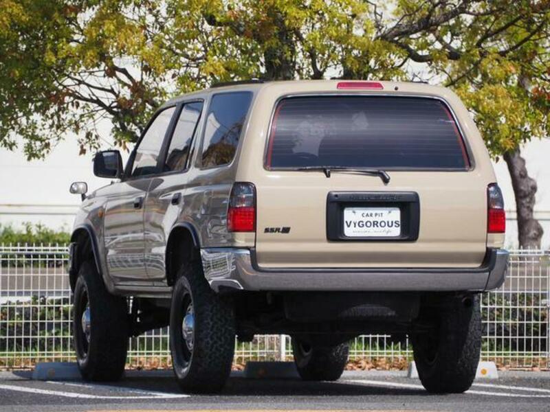 HILUX SURF