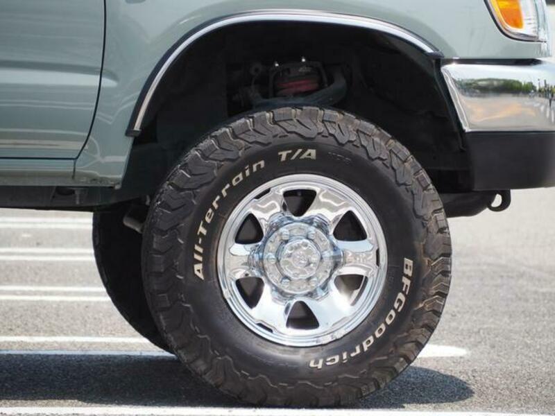 HILUX SURF