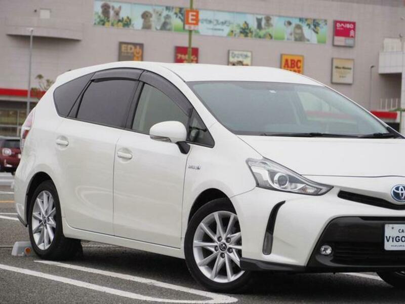 PRIUS ALPHA