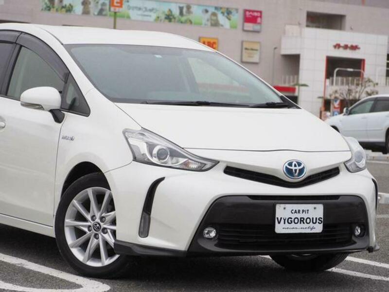 PRIUS ALPHA