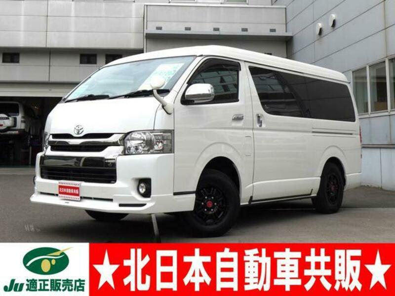 TOYOTA HIACE VAN