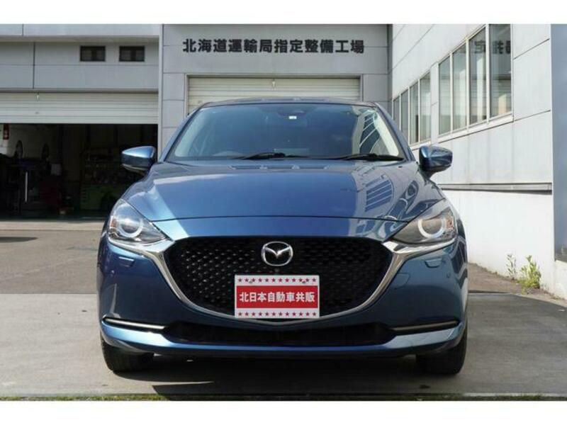 MAZDA2