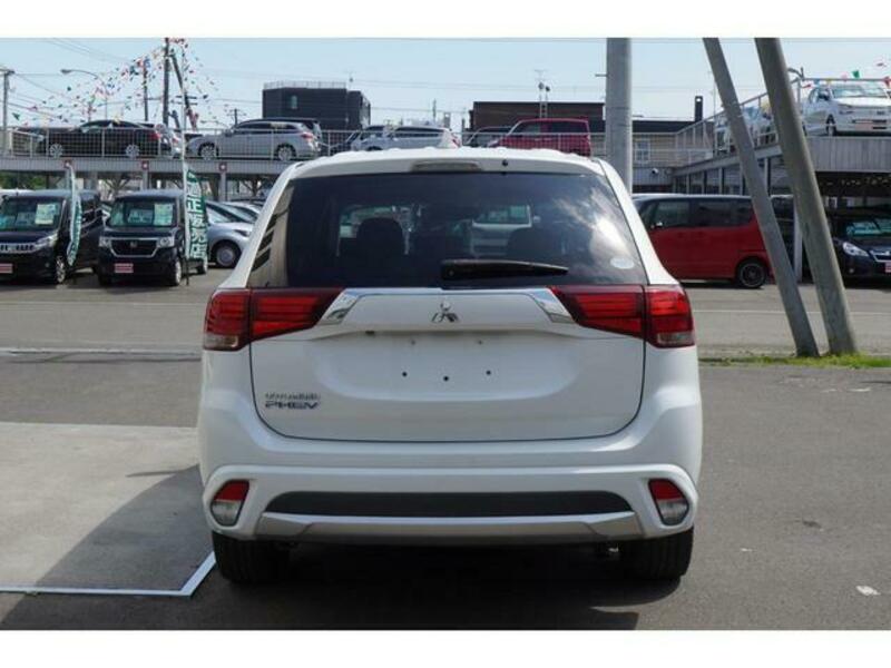 OUTLANDER PHEV