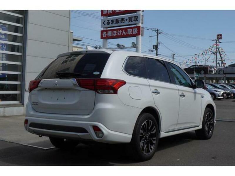 OUTLANDER PHEV