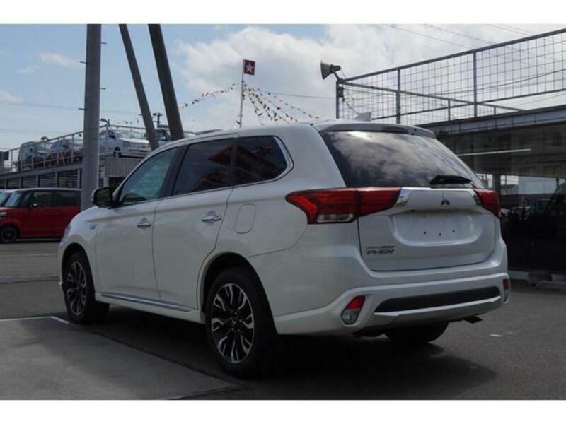 OUTLANDER PHEV