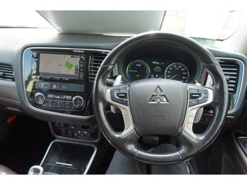 OUTLANDER PHEV
