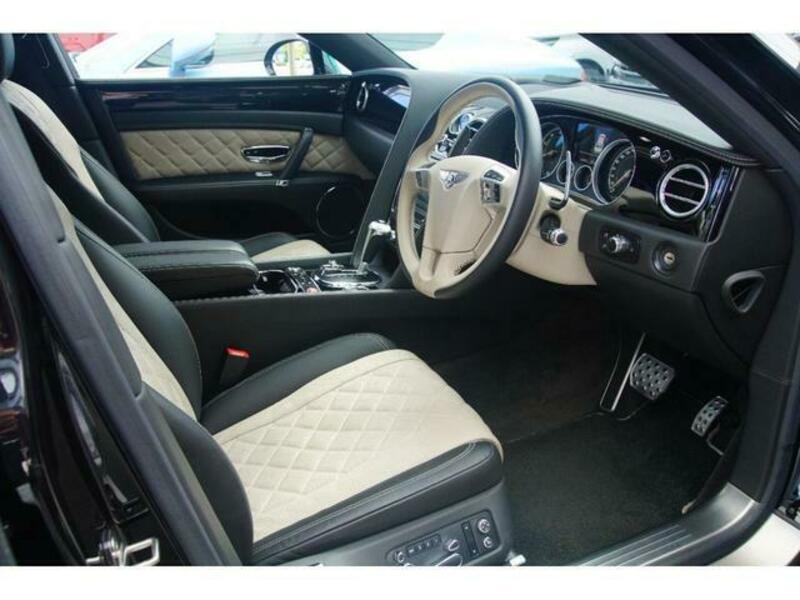 FLYING SPUR
