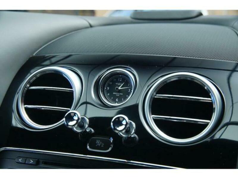 FLYING SPUR