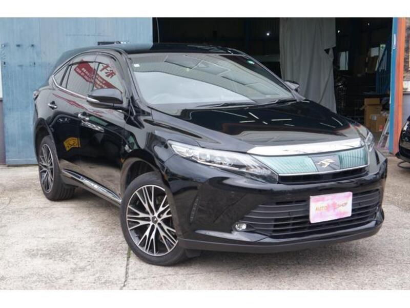 TOYOTA HARRIER