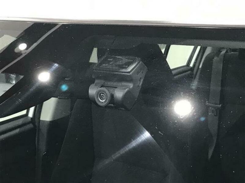COROLLA AXIO