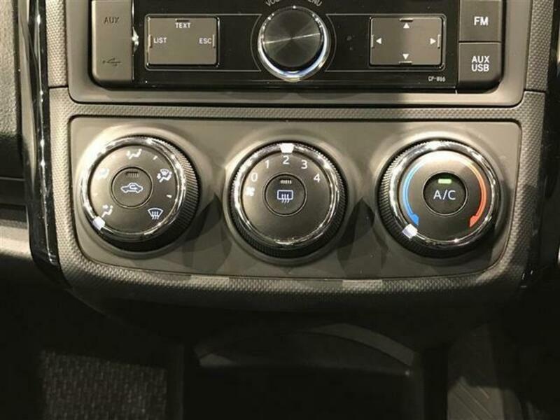 COROLLA AXIO