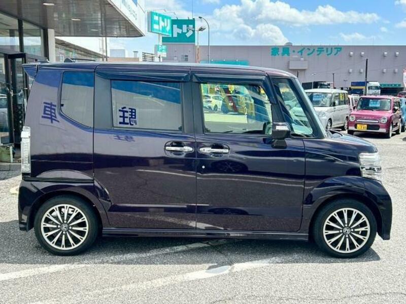 N BOX CUSTOM