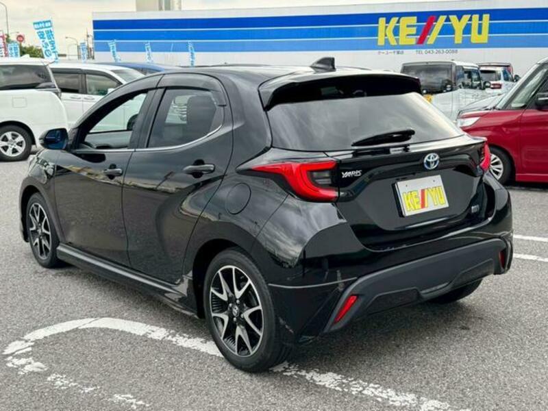 YARIS