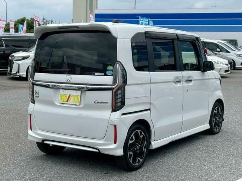 N BOX CUSTOM