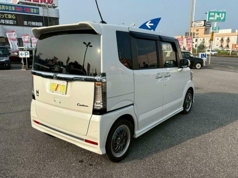 N BOX CUSTOM