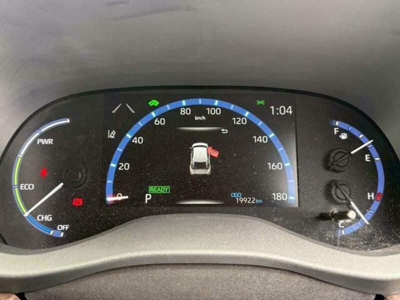 YARIS CROSS