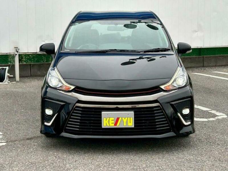 PRIUS ALPHA