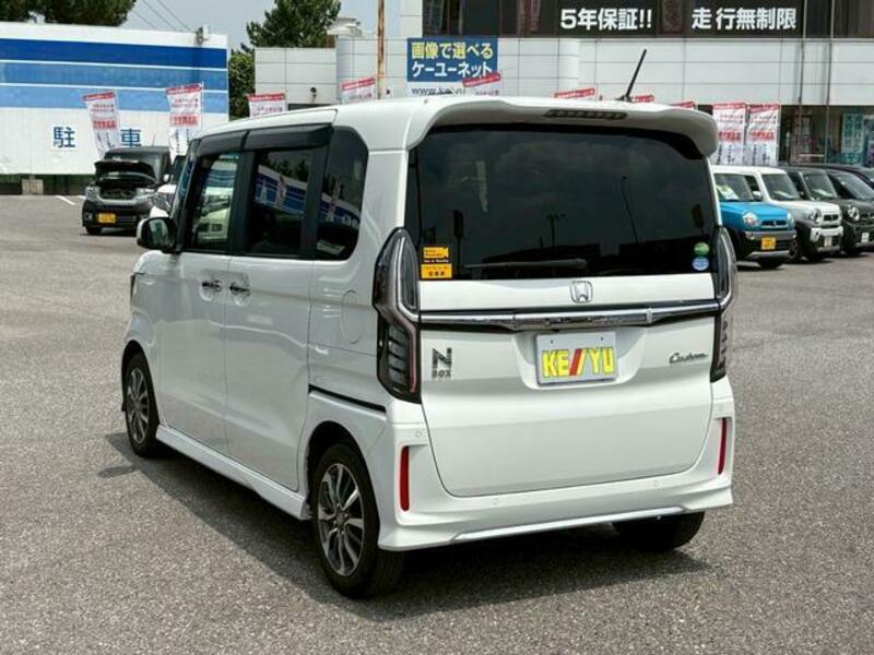 N BOX CUSTOM