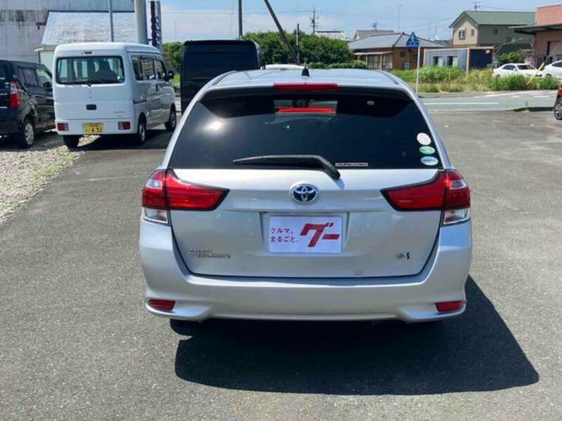 COROLLA FIELDER