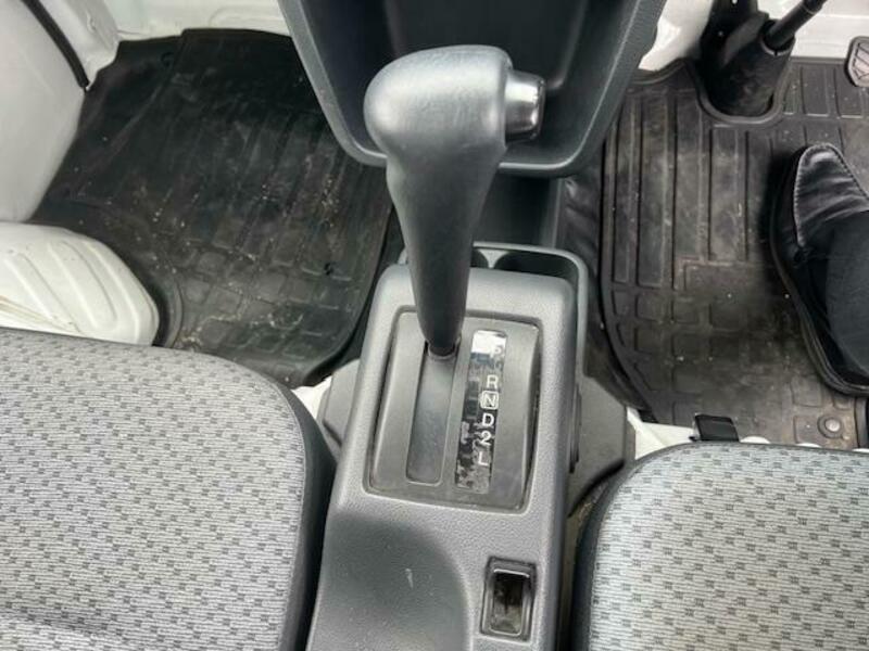 MINICAB TRUCK