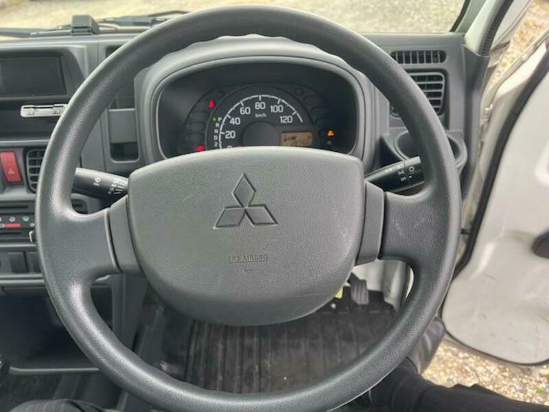 MINICAB TRUCK