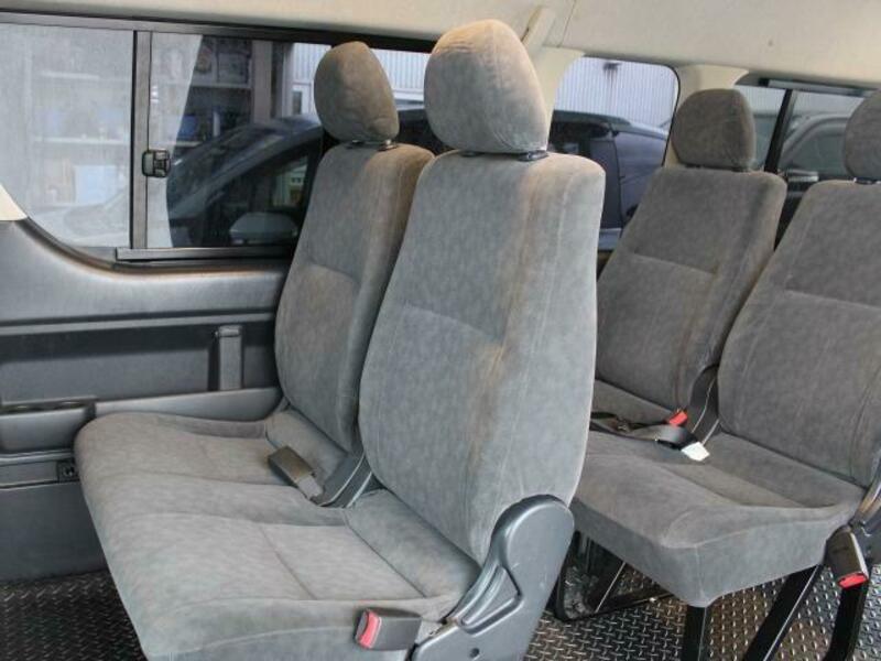 HIACE WAGON