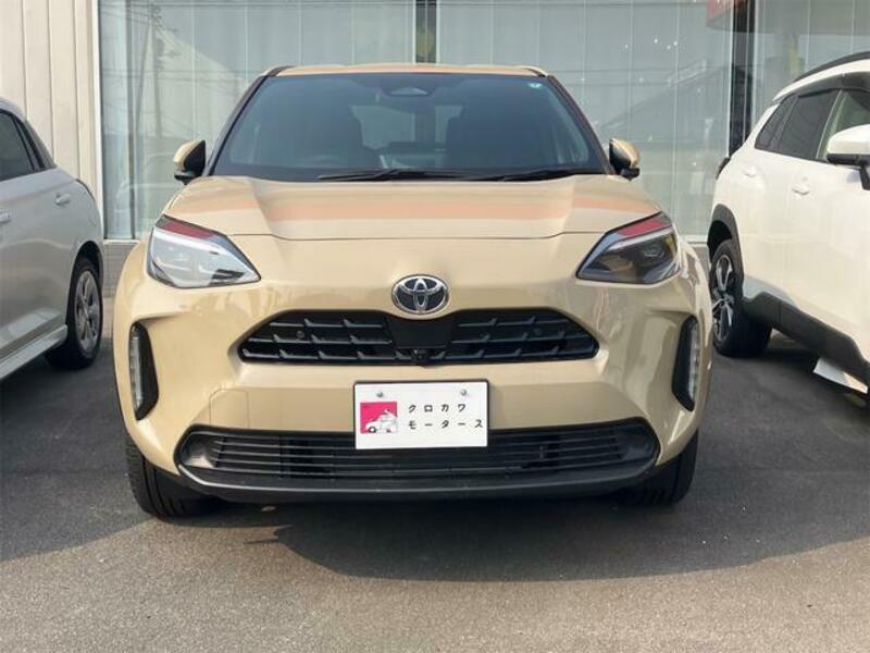 YARIS CROSS