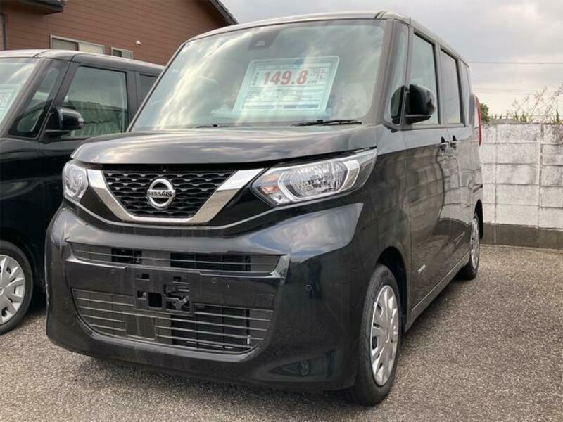 NISSAN ROOX