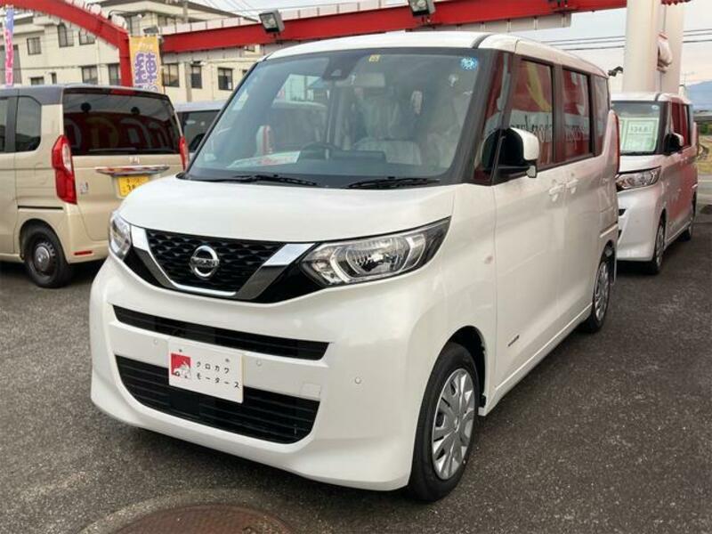 NISSAN ROOX