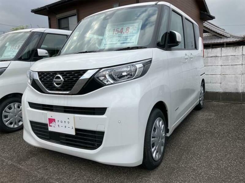 NISSAN ROOX