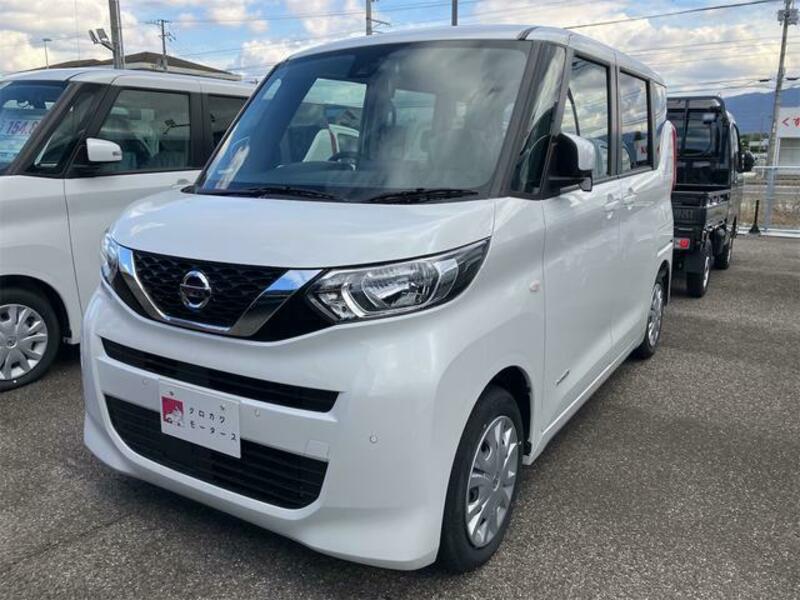 NISSAN ROOX