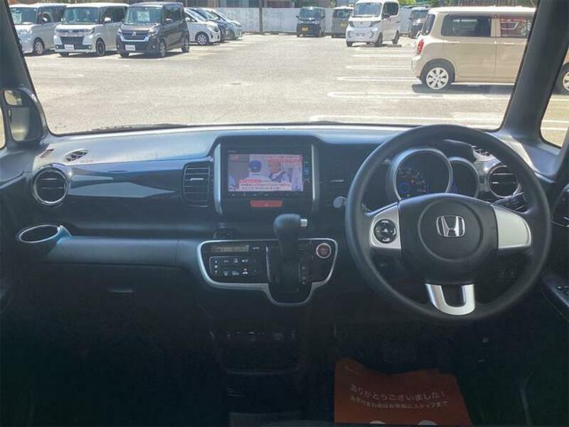 N BOX CUSTOM