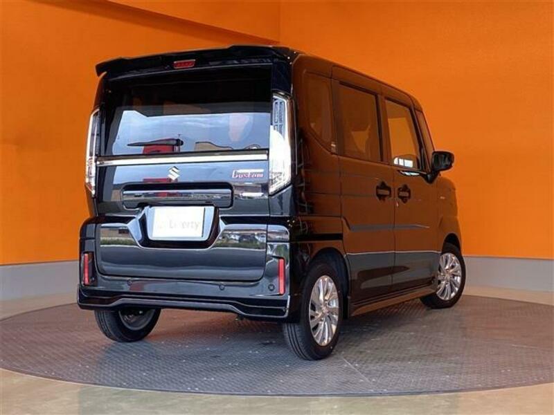 SPACIA CUSTOM