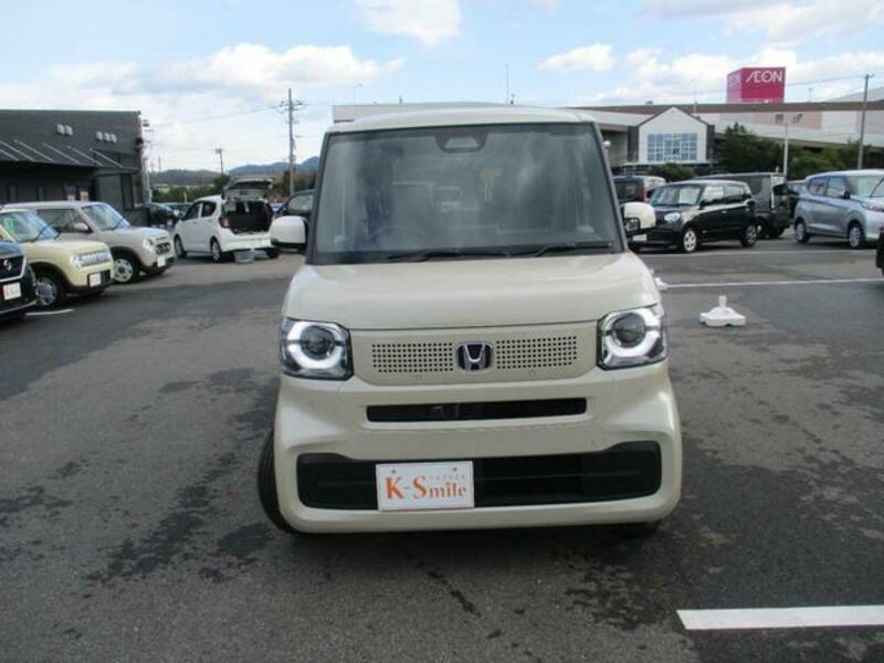 N BOX