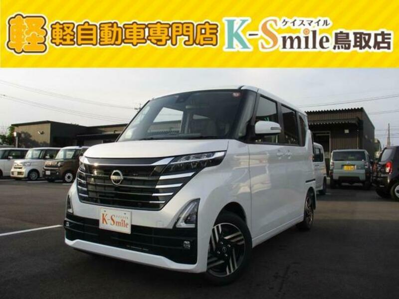 NISSAN ROOX