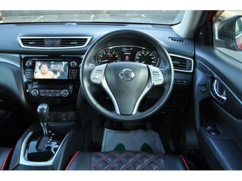 X-TRAIL