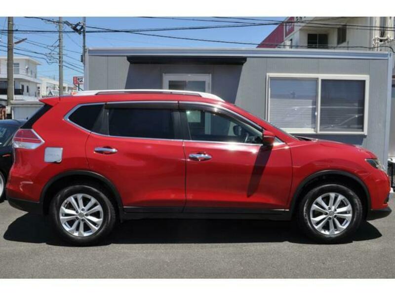 X-TRAIL