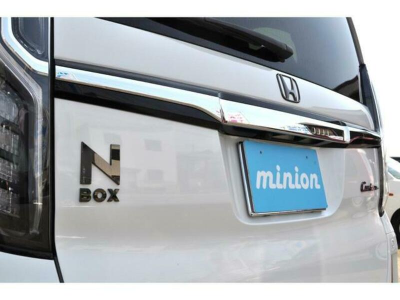 N BOX CUSTOM