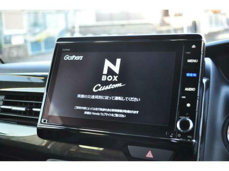 N BOX CUSTOM
