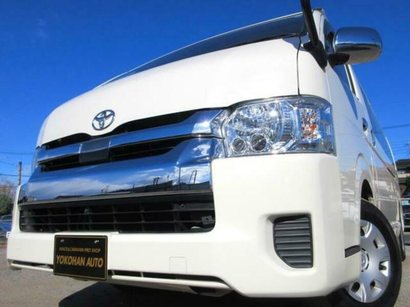 TOYOTA HIACE WAGON
