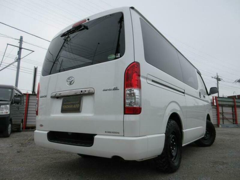 HIACE VAN